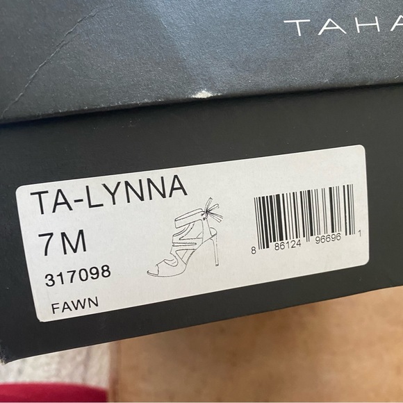 Tahari Lynna strappy heels - Picture 2 of 4